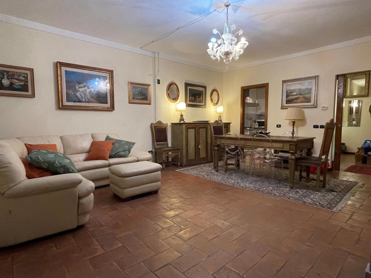 Borgo Di Piero Apartment Сансеполкро Екстериор снимка